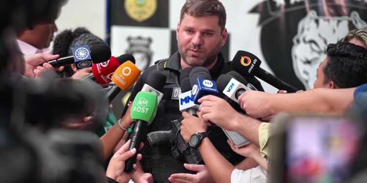 Assaltante violento que ameaçou cortar dedo de funcionária é preso