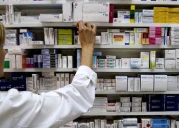 Cerca de dez mil apresentações de medicamentos de uso contínuo estão até 4,5% mais caras a partir deste. Medicamentos ficam