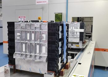 PIM vai produzir 1,5 mil módulos de baterias para ônibus elétricos