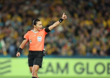 Pela primeira vez, arbitragem 100% feminina comanda partida da Série A