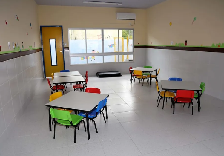 Amazonas bate recorde no número de crianças sem vagas em creches