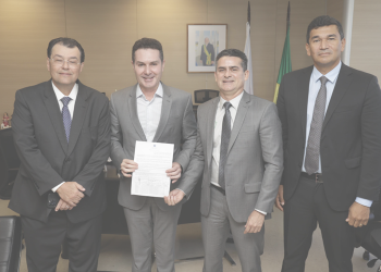 Com articulação de Eduardo Braga, Manaus garante mais 1.056 casas para vítimas de calamidades na Comunidade Pingo D´Água