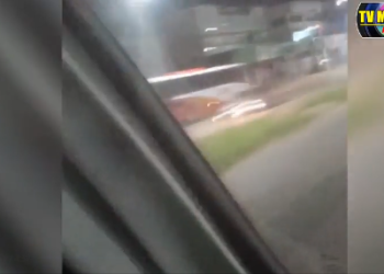 Ônibus da empresa Zenatur é flagrado trafegando na contramão em Manaus