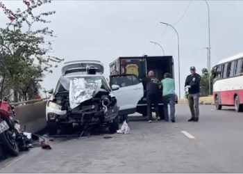 Motorista bêbado invade contramão e atropela motociclista na Mario Ypiranga em Manaus