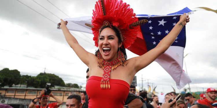 Neste sábado (20/04), a chegada da amazonense Isabelle Nogueira a Manaus foi motivo de festa, desde o. Isabelle Nogueira