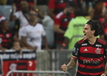 Estreante marca e Flamengo garante primeira vitória na Libertadores