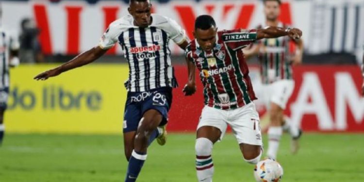 Fluminense joga mal, mas empata com o Alianza Lima em estreia na Libertadores