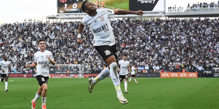 Com dois gols de Wesley, Corinthians vence o Fluminense pelo Brasileiro