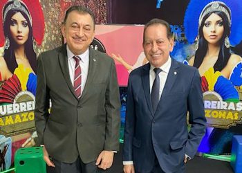 Desembargadores Yedo e Elci Simões recebem o título de Cidadãos de Presidente Figueiredo nesta sexta