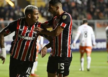 São Paulo vence Cobresal e garante vaga nas oitavas da Libertadores