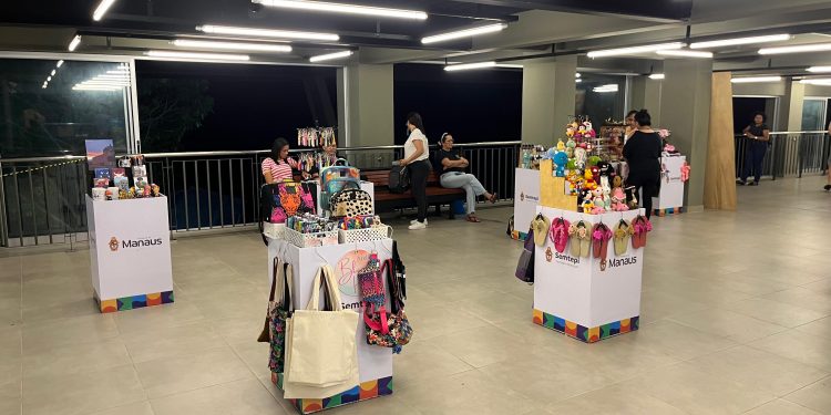 O mirante Lúcia Almeida, localizado no início da avenida 7 de Setembro, no centro histórico da capital. Mirante Lúcia