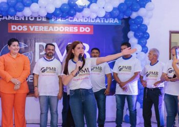 No último sábado, Thayná Costa faz discurso emocionante no lançamento de pré-candidatura a vereadora pelo PMB