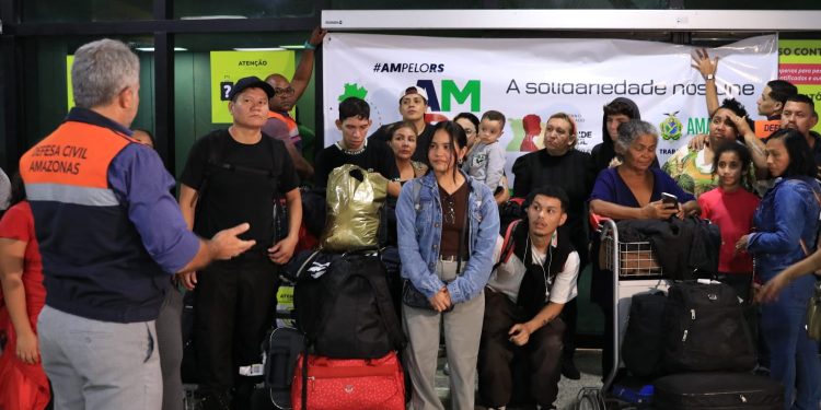 Na sexta-feira (24/05), mais 27 amazonenses retornaram a Manaus em um voo comercial que partiu de. Mais 34