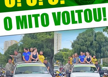 Bolsonaro é ovacionado ao desembarcar em Manaus