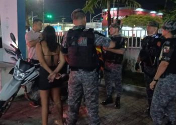 CASAL DO CRIME: Homem e mulher são presos por fazer arrastões em Manaus