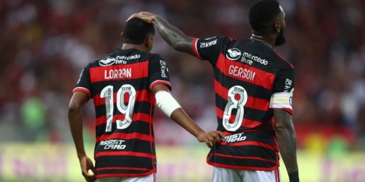 Flamengo domina e vence o Corinthians, no Maracanã, pelo Brasileirão