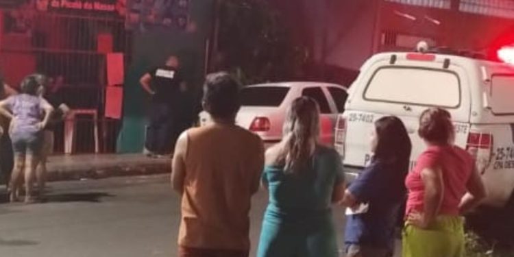 Vigilante é achado morto dentro do carro após longo dia de trabalho no Santo Antônio