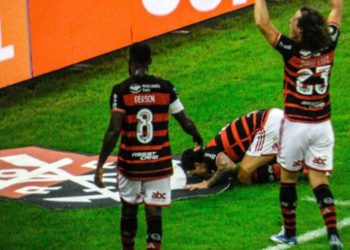 Flamengo se isola na liderança após vencer Cruzeiro