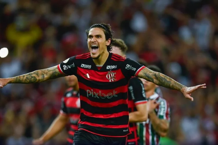 SEGUE O LÍDER! Flamengo vence o Fluminense e abre vantagem na liderança