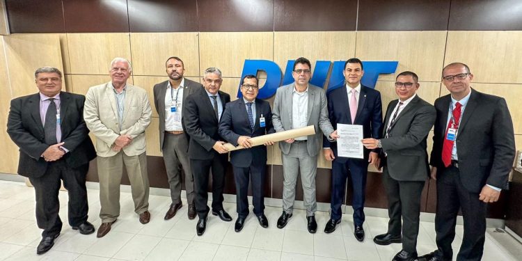 Iniciativa do Grupo Chibatão impulsiona licitação para dragagem da Enseada do Madeira e Região do Tabocal