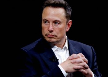 Elon Musk detalha uso de cetamina que faz para tratar “estado químico negativo”