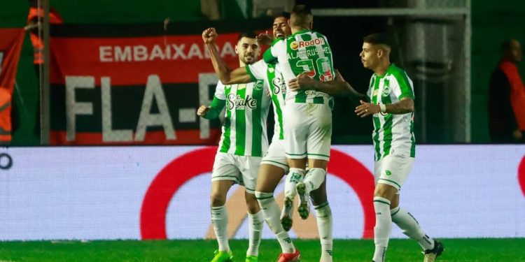 De virada, Juventude mantém tabu e vence Flamengo pelo Brasileirão