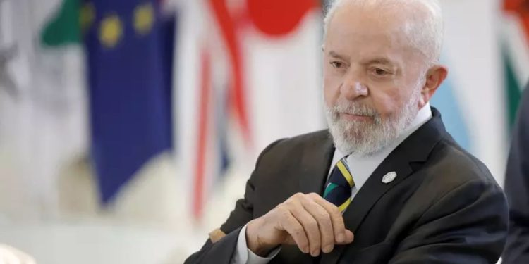 Lula afirma que é contra o aborto, mas diz: 'É insanidade querer punir mulher vítima de estupr0'