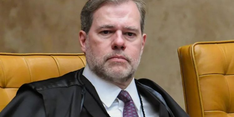 STF pagou R$ 39 mil a segurança em viagem de Toffoli à final da Champions League