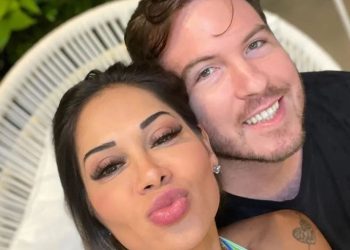 Ciumenta ou insegura? Maíra Cardi faz a limpa no celular do marido e tira toda mulherada que ele seguia