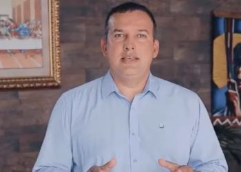 Presidente do Solidariedade se entrega à Polícia Federal após 4 dias foragido