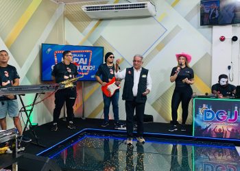 Bernardo Nunes com o melhor do ‘arrocha’ no “Papai Ganha Tudo”