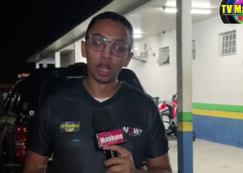 MUITO AMOSTRADINHO: Homem com simulacro assusta populares em Manaus