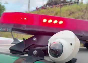 URGENTE: Corpo do sexo masculino aparece boiando em igarapé no Tarumã