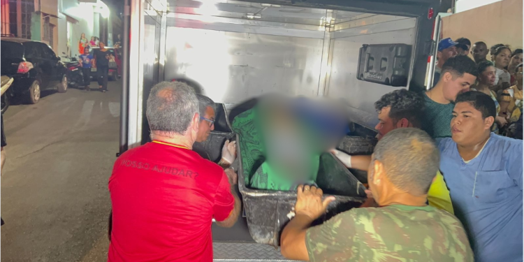 Um homem identificado apenas como Marcos, o ‘Marcão, teve sua casa invadida e foi morto a tiros na noite. Casa é