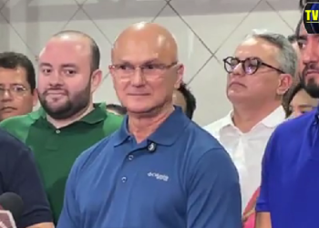 Bob Cidade anuncia nome de pré-candidato a vice-prefeito de Manaus