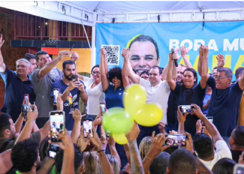 Pré-candidato Roberto Cidade vai à Zona Norte e ouve cidadãos