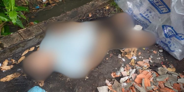 Alessandro Cabral de Souza, 24, foi encontrado morto na manhã desta quarta-feira (3), em um beco situado. Moradores.