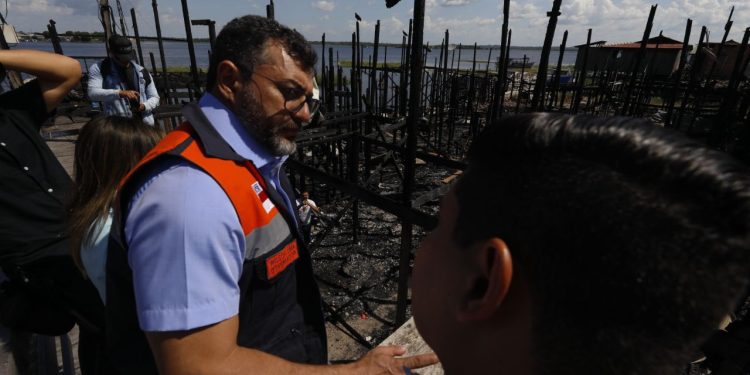 O governador Wilson Lima (União Brasil) anunciou, nesta terça-feira (16), o valor de R$ 30 mil como. Famílias