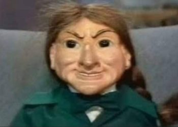 Na década de 70 aconteciam coisas que até Deus duvida. Uma dessas era Letta, a cópia de uma boneca cigana. A boneca