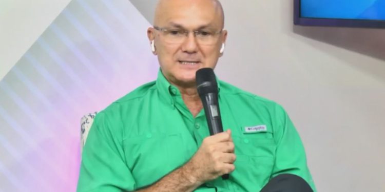 Menezes vê união de Alberto Neto e Maria do Carmo fadada ao fracasso