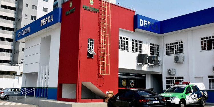 Policiais civis da Delegacia Especializada em Proteção à Criança e ao Adolescente (Depca), cumpriram. Mãe encontra