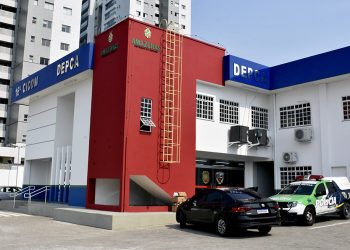 Um homem de 42 anos foi preso na terça-feira (2), em mandado de prisão definitiva, por estupro de vulnerável. Homem