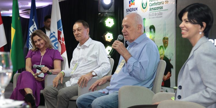 Serafim Corrêa fala no Conselheiros Master: