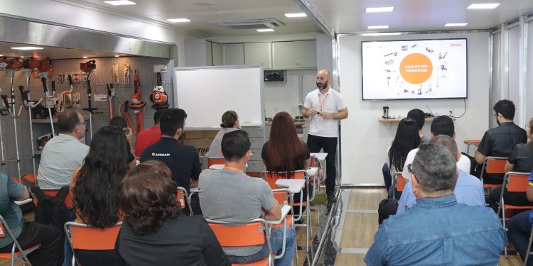 O Serviço Nacional de Aprendizagem Industrial (SENAI Amazonas) recebe até o fim de agosto a Unidade Móvel. SENAI e