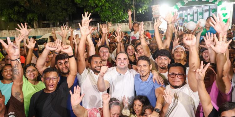 Pré-candidato Roberto Cidade vai à zona Norte e escuta apelos de cidadãos abandonados pela atual gestão municipal