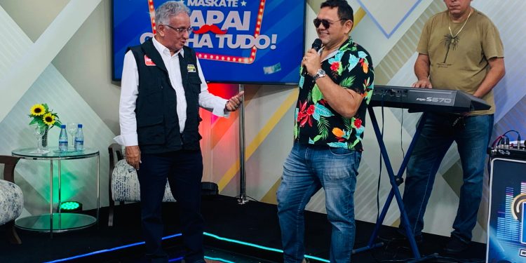 Terça musical com ‘gordinho do arrocha’ Adailson Souza