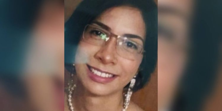 Familiares pedem ajuda para localizar mulher que desapareceu no Santa Etelvina em Manaus
