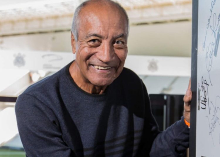 Morre Tobias, goleiro que fez história no futebol amazonense e paulista
