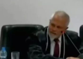Desembargador é afastado após dizer que ‘mulheres estão loucas atrás dos homens’