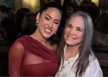 Isabelle apaga foto com Regina Duarte em festa e recebe críticas: 'Sem personalidade'